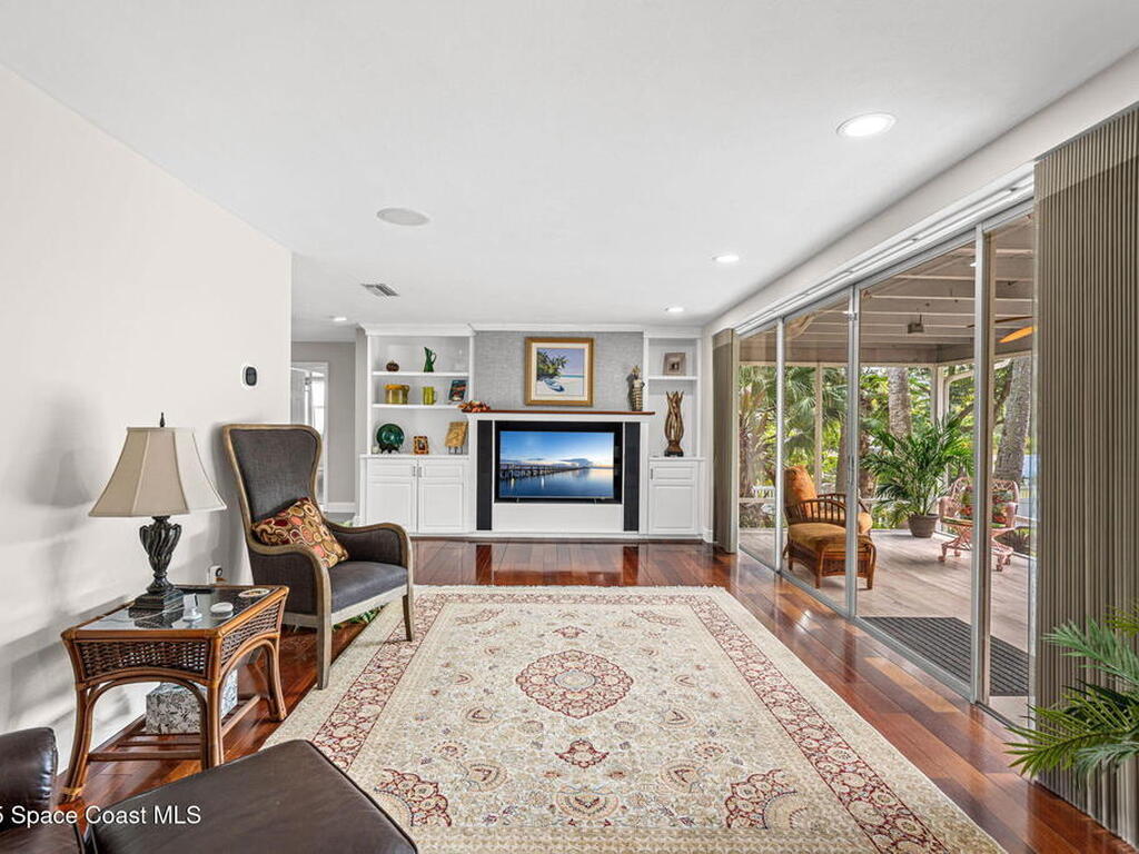 121 S Twin Lakes Road, Cocoa, FL 32926