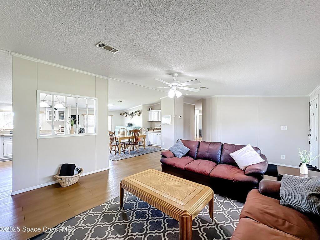 5175 Topeka Avenue, St. Cloud, FL 34773