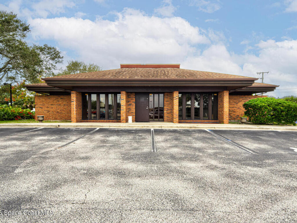 1033 Florida Avenue, Rockledge, FL 32955