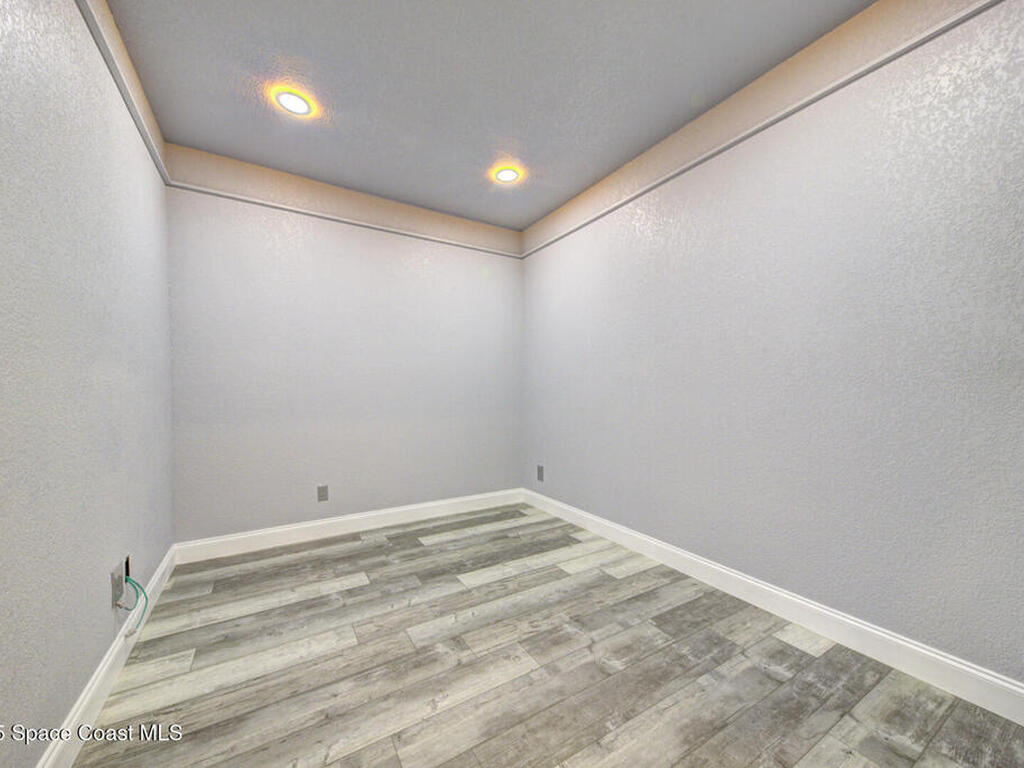 1033 Florida Avenue, Rockledge, FL 32955