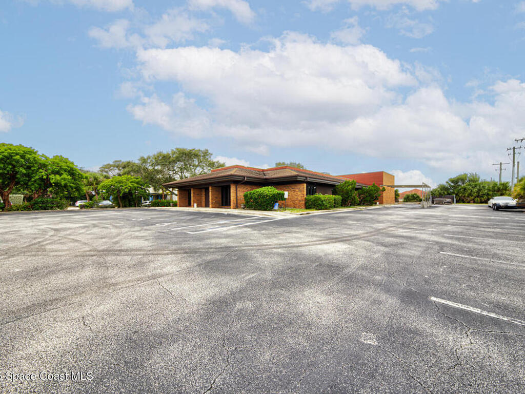 1033 Florida Avenue, Rockledge, FL 32955