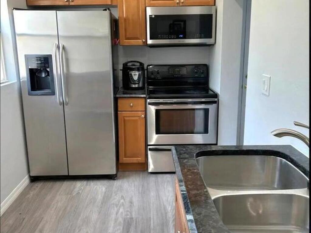 501 E Fee Avenue, Melbourne, FL 32901