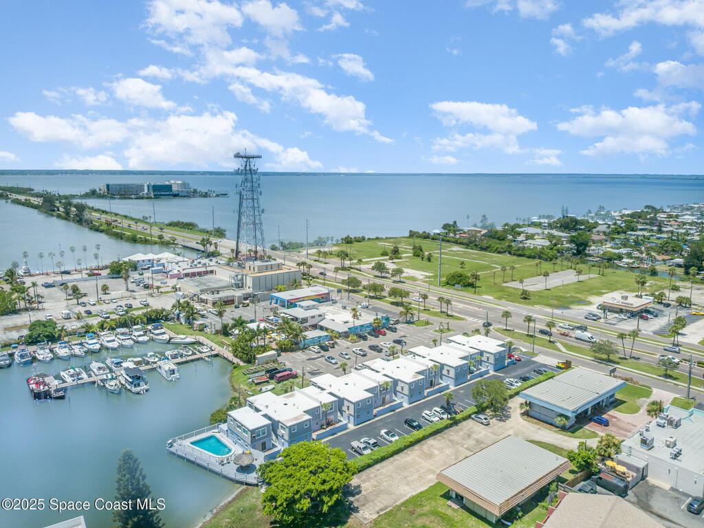 390 W Cocoa Beach Causeway, Cocoa Beach, FL 32931