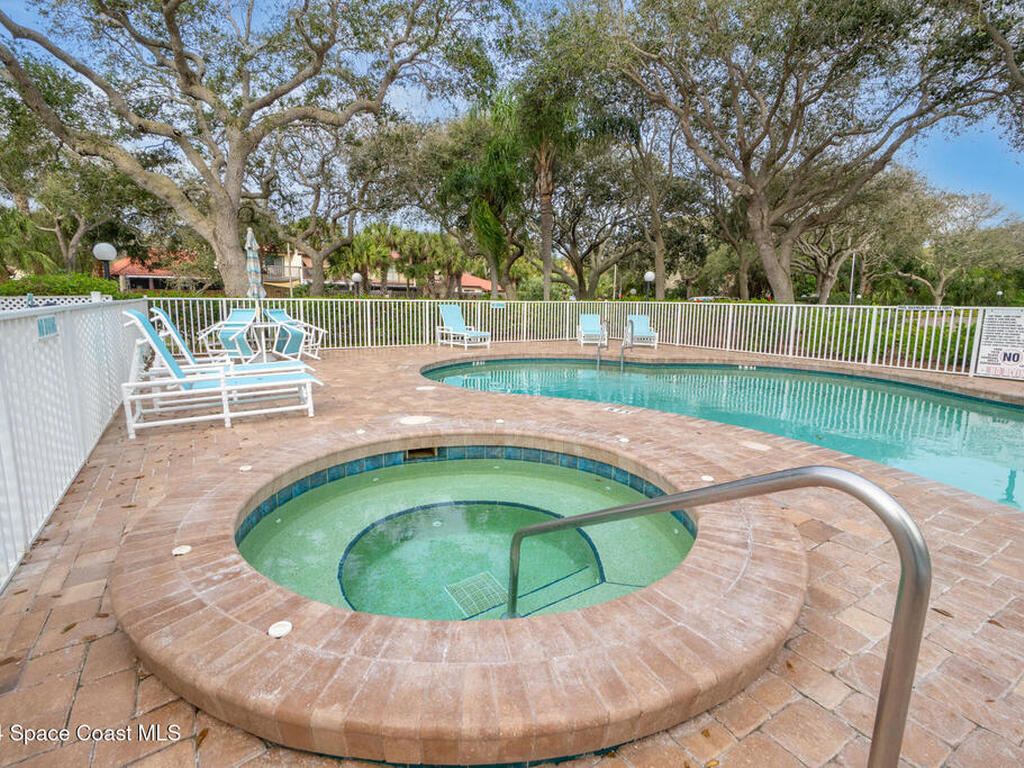 8700 Ridgewood Avenue, Cape Canaveral, FL 32920