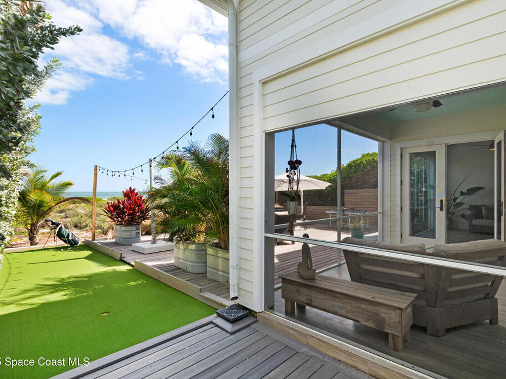 2645 S Atlantic Avenue, Cocoa Beach, FL 32931