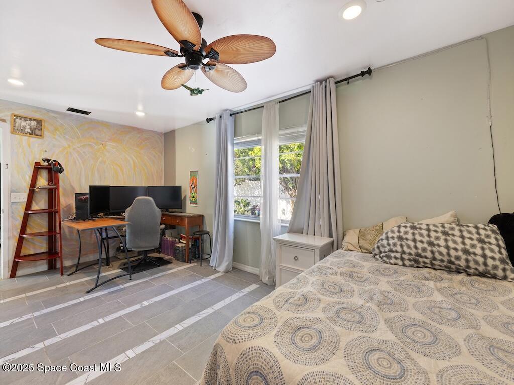 1435 17th Court, Vero Beach, FL 32962