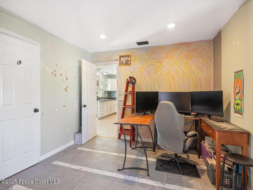 1435 17th Court, Vero Beach, FL 32962