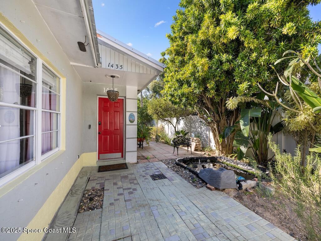 1435 17th Court, Vero Beach, FL 32962
