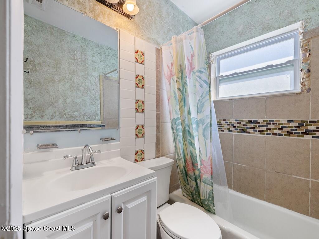 1435 17th Court, Vero Beach, FL 32962