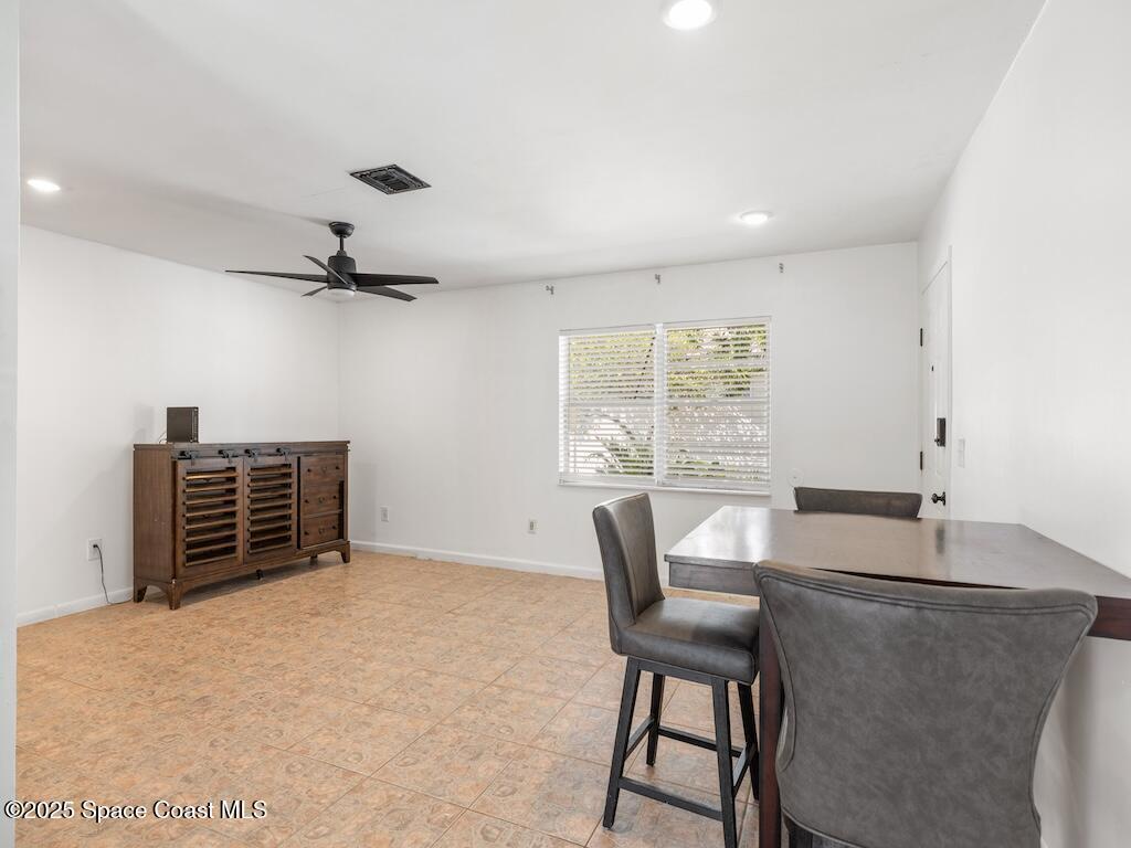 1435 17th Court, Vero Beach, FL 32962