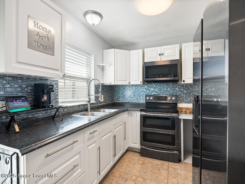 1435 17th Court, Vero Beach, FL 32962