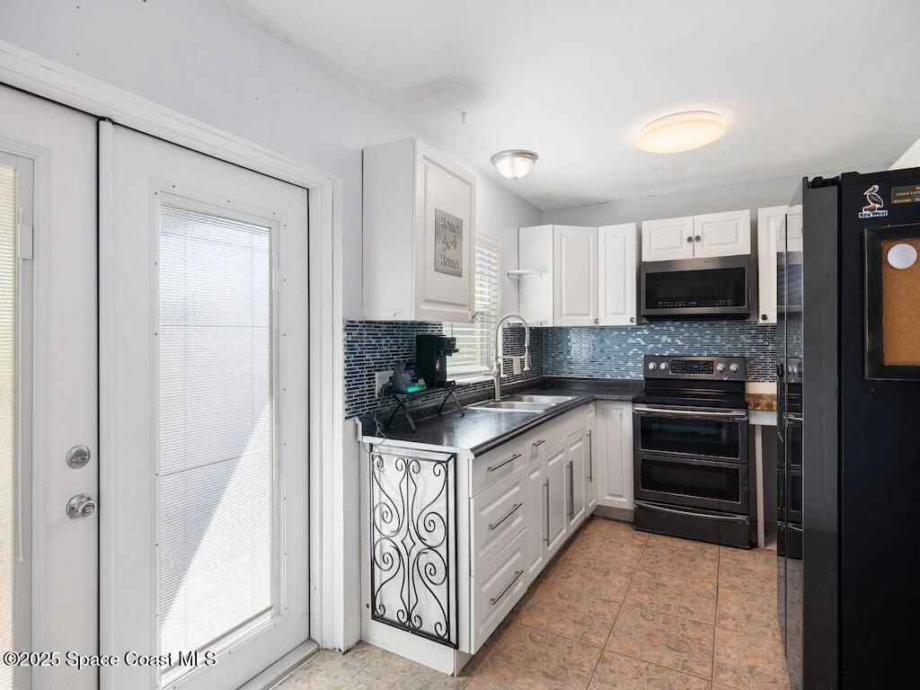 1435 17th Court, Vero Beach, FL 32962