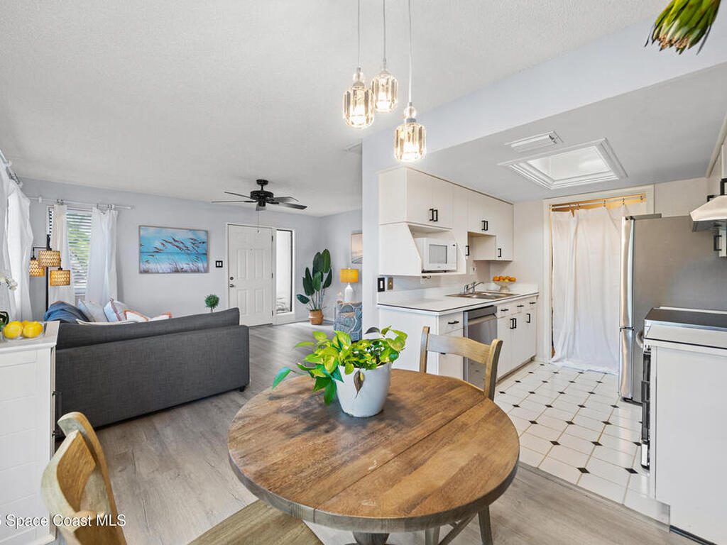 1518 Minutemen Causeway, Cocoa Beach, FL 32931