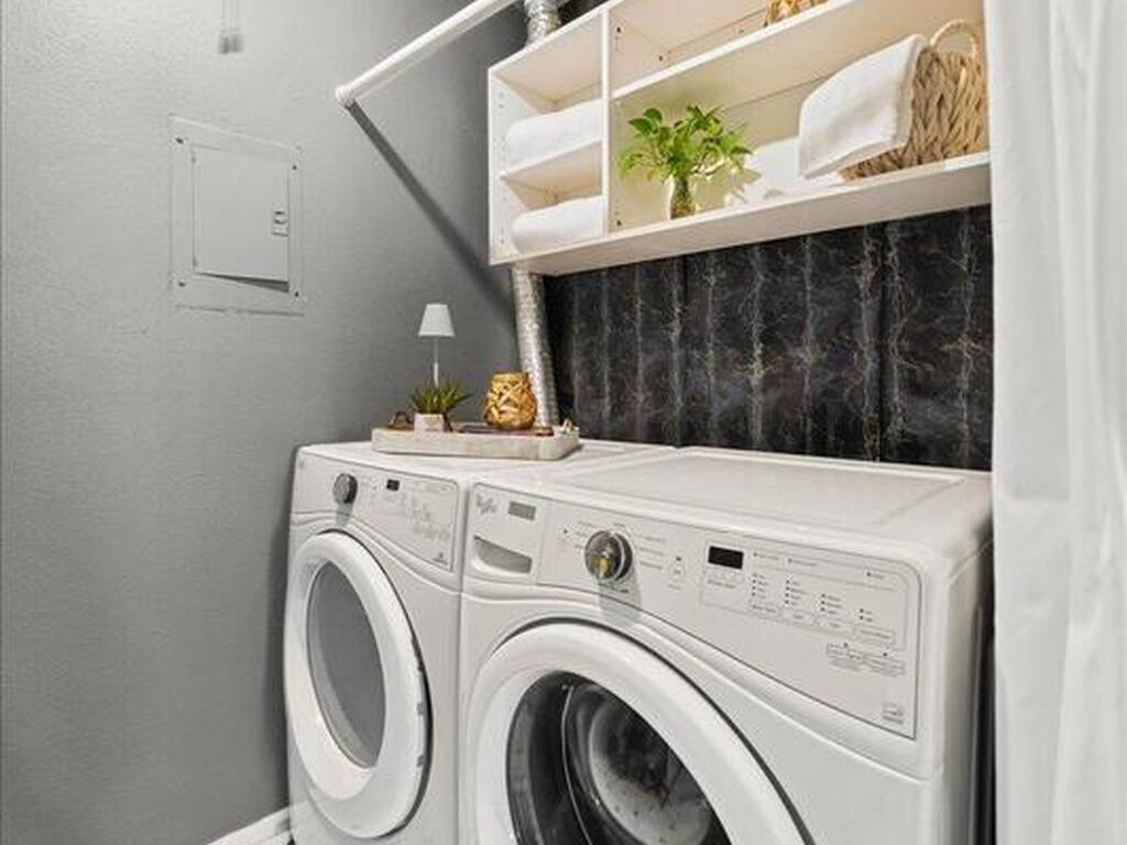 1518 Minutemen Causeway, Cocoa Beach, FL 32931