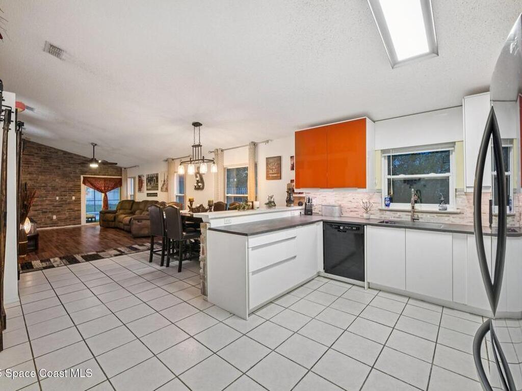 1125 Carey Glen Circle, Orlando, FL 32824