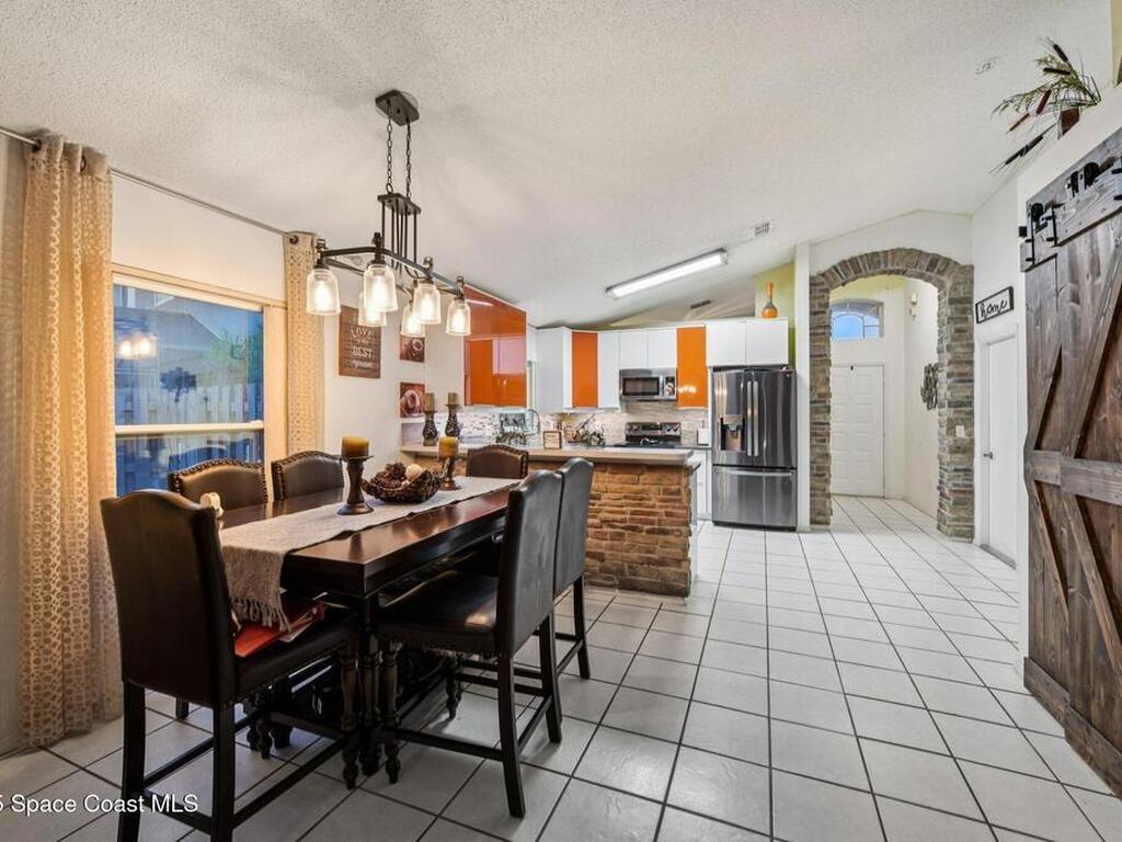 1125 Carey Glen Circle, Orlando, FL 32824