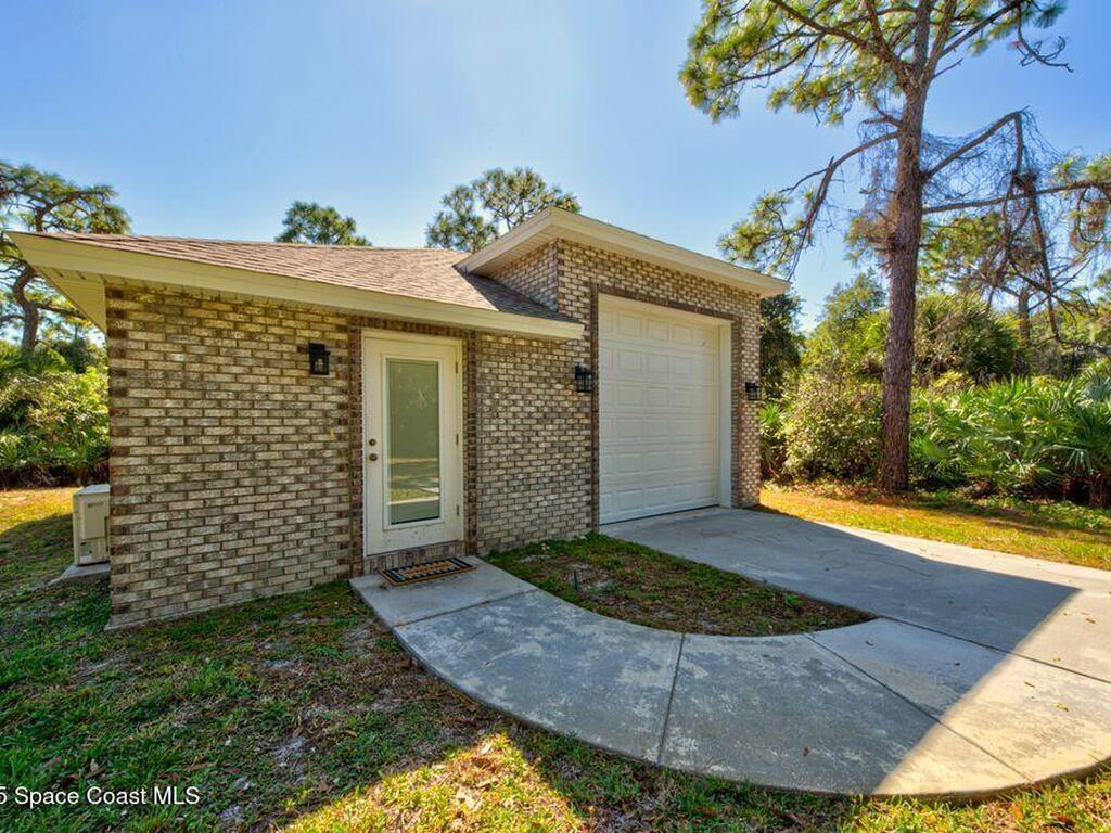 4116 Sparrow Hawk Road, Melbourne, FL 32934