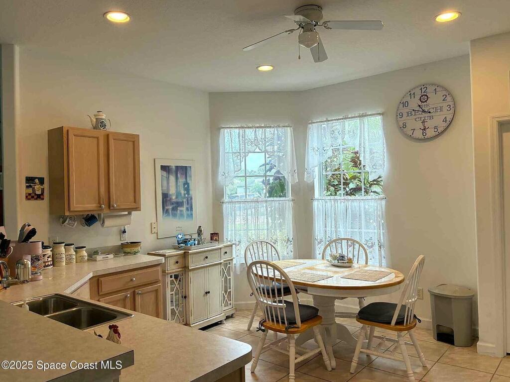 5200 E 1st Square, Vero Beach, FL 32968