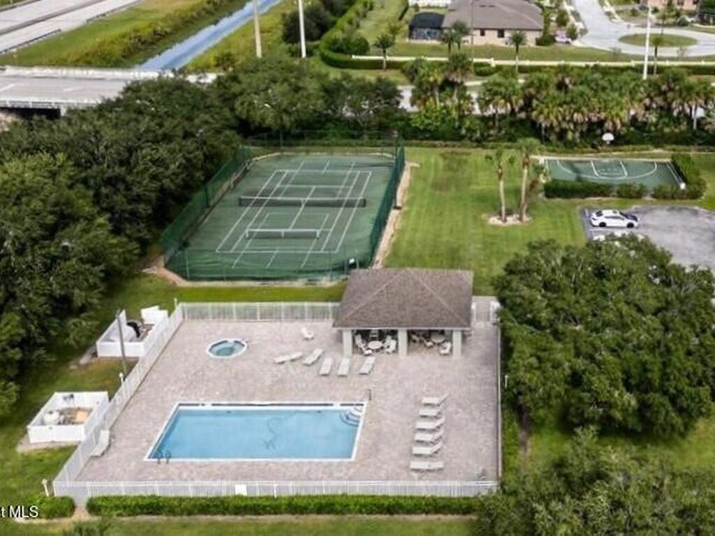 5200 E 1st Square, Vero Beach, FL 32968