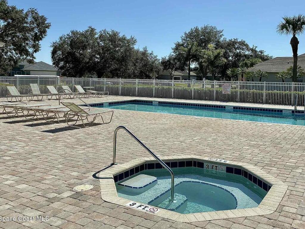 5200 E 1st Square, Vero Beach, FL 32968