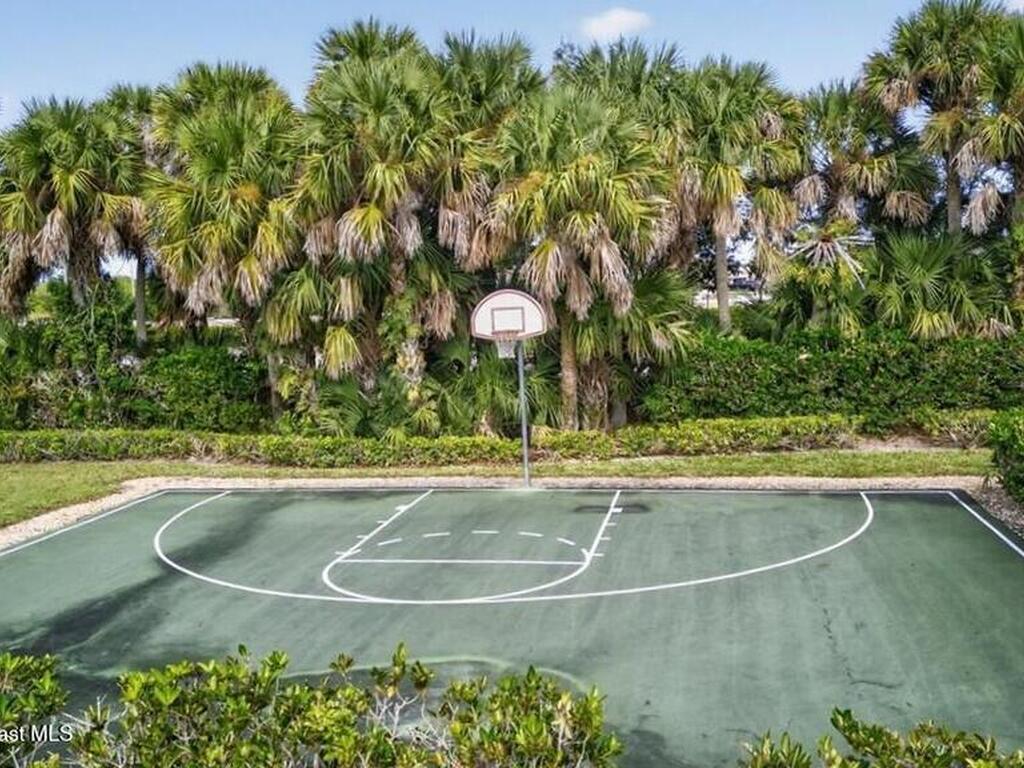 5200 E 1st Square, Vero Beach, FL 32968