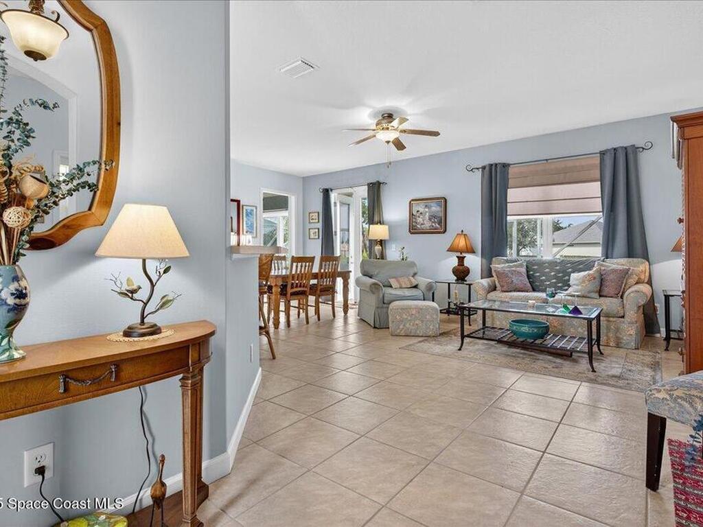 5200 E 1st Square, Vero Beach, FL 32968