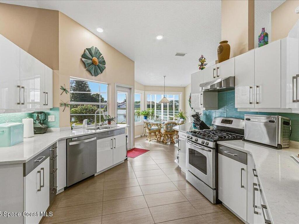 30 Indian Village Trail, Cocoa Beach, FL 32931