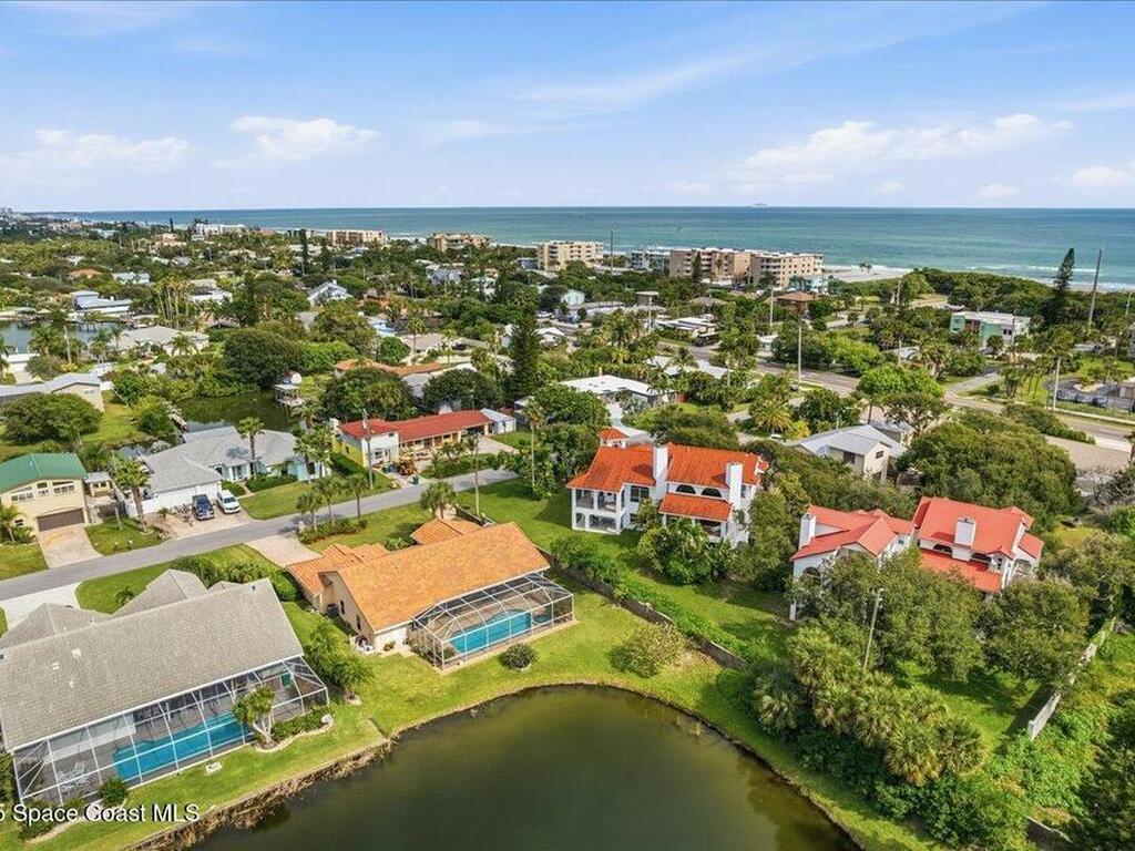 30 Indian Village Trail, Cocoa Beach, FL 32931