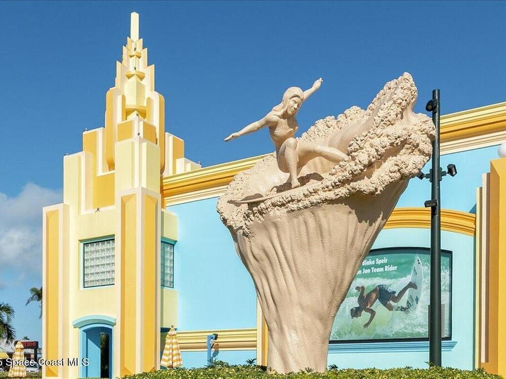 30 Indian Village Trail, Cocoa Beach, FL 32931