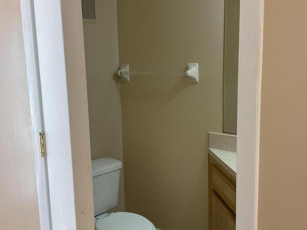 2416 N Tropical Trail, Merritt Island, FL 32953