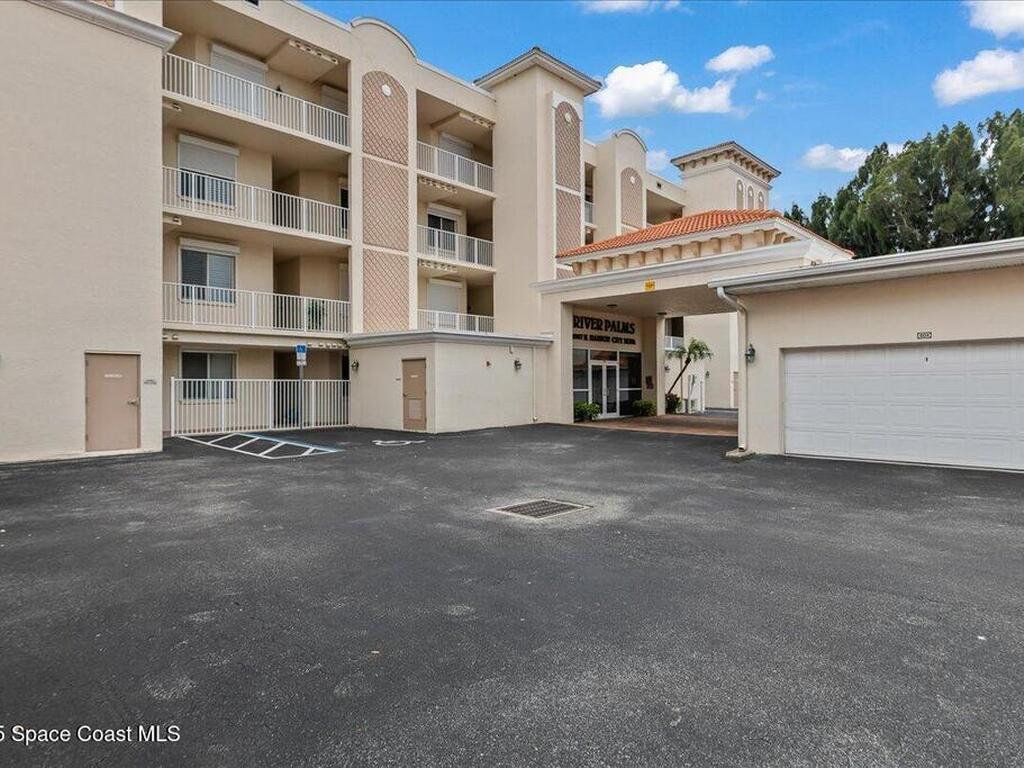 4007 N Harbor City Boulevard, Melbourne, FL 32935