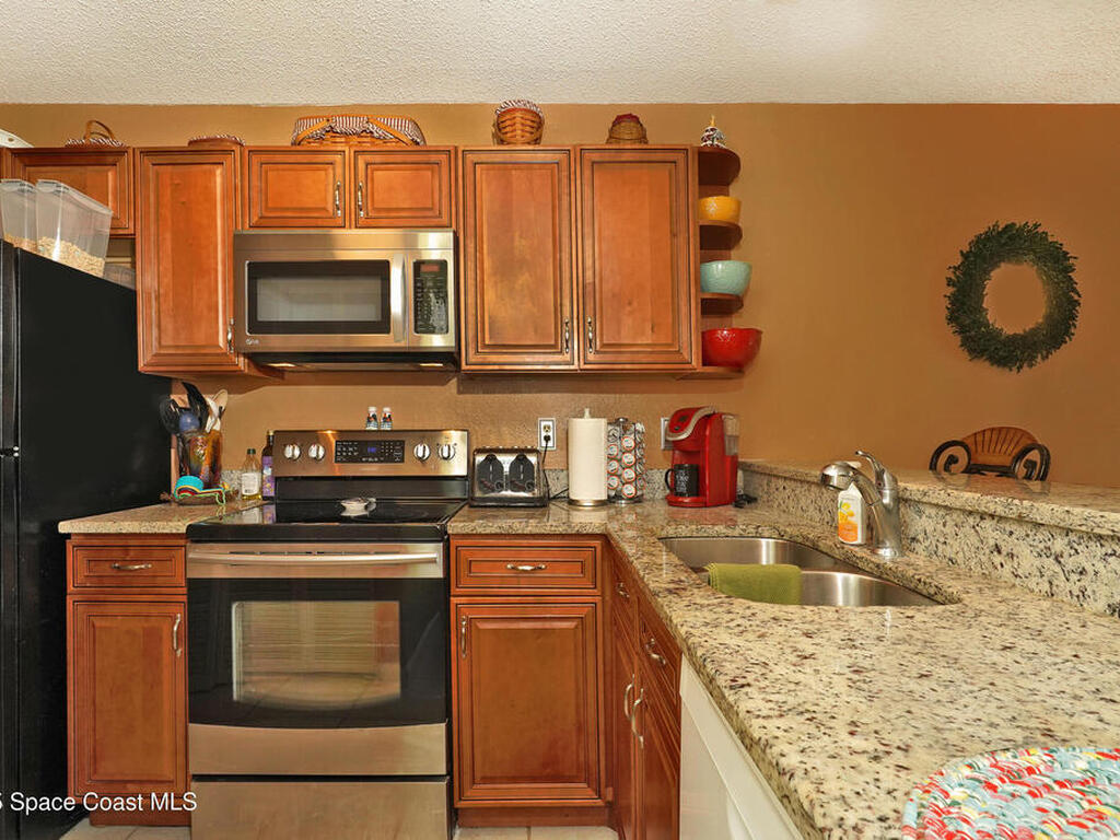 1445 Malibu Circle, Palm Bay, FL 32905