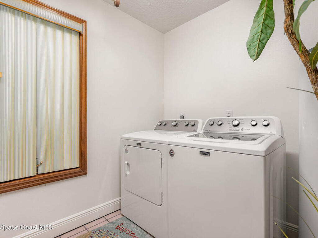 4 Spinnaker Point Court, Indian Harbour Beach, FL 32937