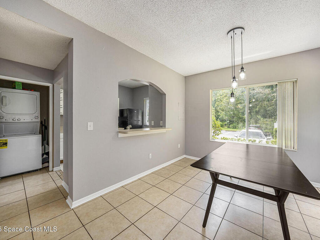 18199 Paradise Point Drive, Tampa, FL 33647