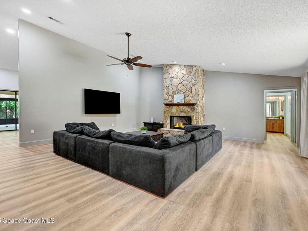 8117 Windover Way, Titusville, FL 32780