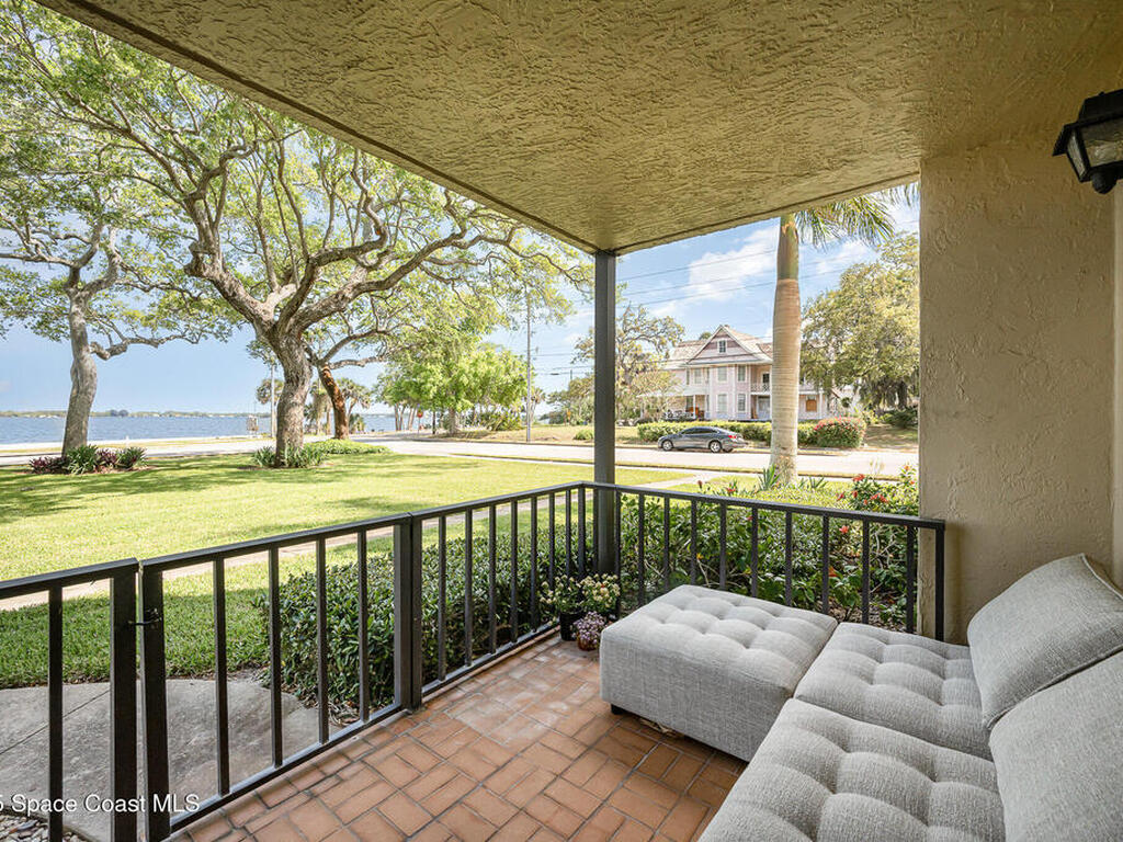 1049 Rockledge Drive, Rockledge, FL 32955