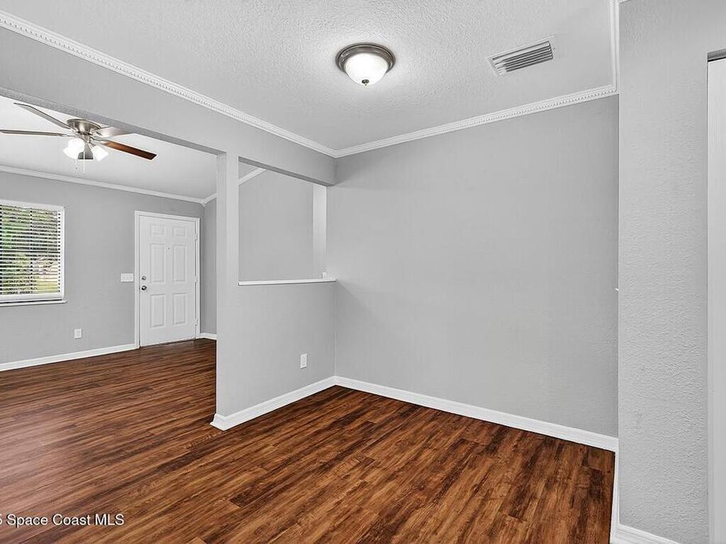 6085 7th Street, Vero Beach, FL 32968