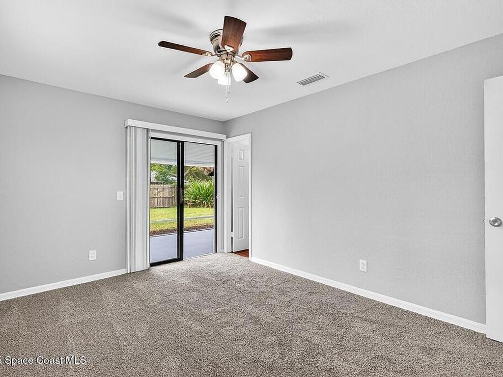 6085 7th Street, Vero Beach, FL 32968