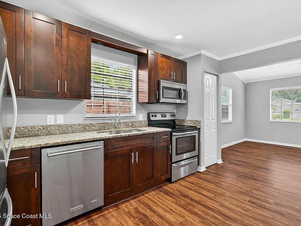 6085 7th Street, Vero Beach, FL 32968