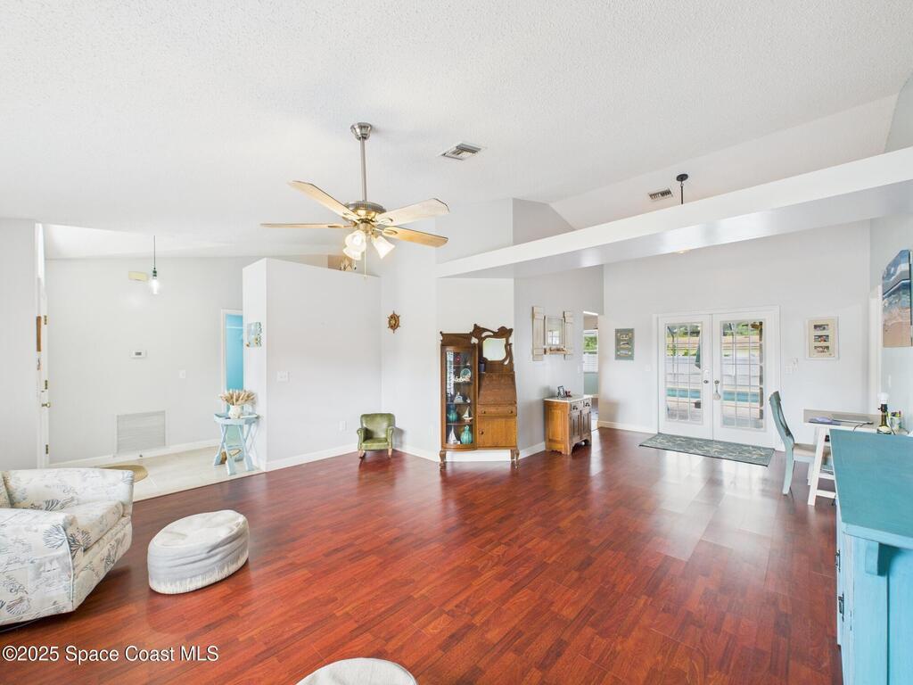 664 Doctor Avenue, Sebastian, FL 32958