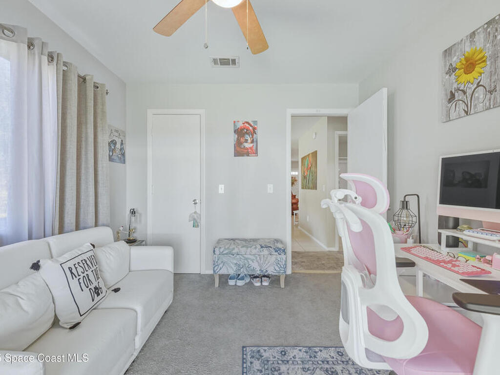 898 Brow Court, Palm Bay, FL 32905