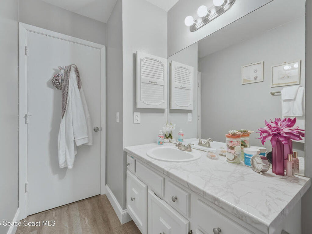 898 Brow Court, Palm Bay, FL 32905