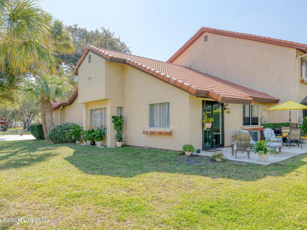 898 Brow Court, Palm Bay, FL 32905