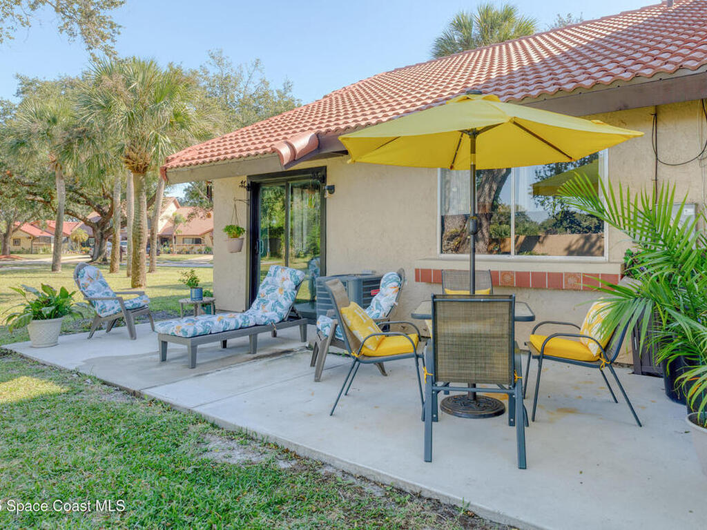 898 Brow Court, Palm Bay, FL 32905