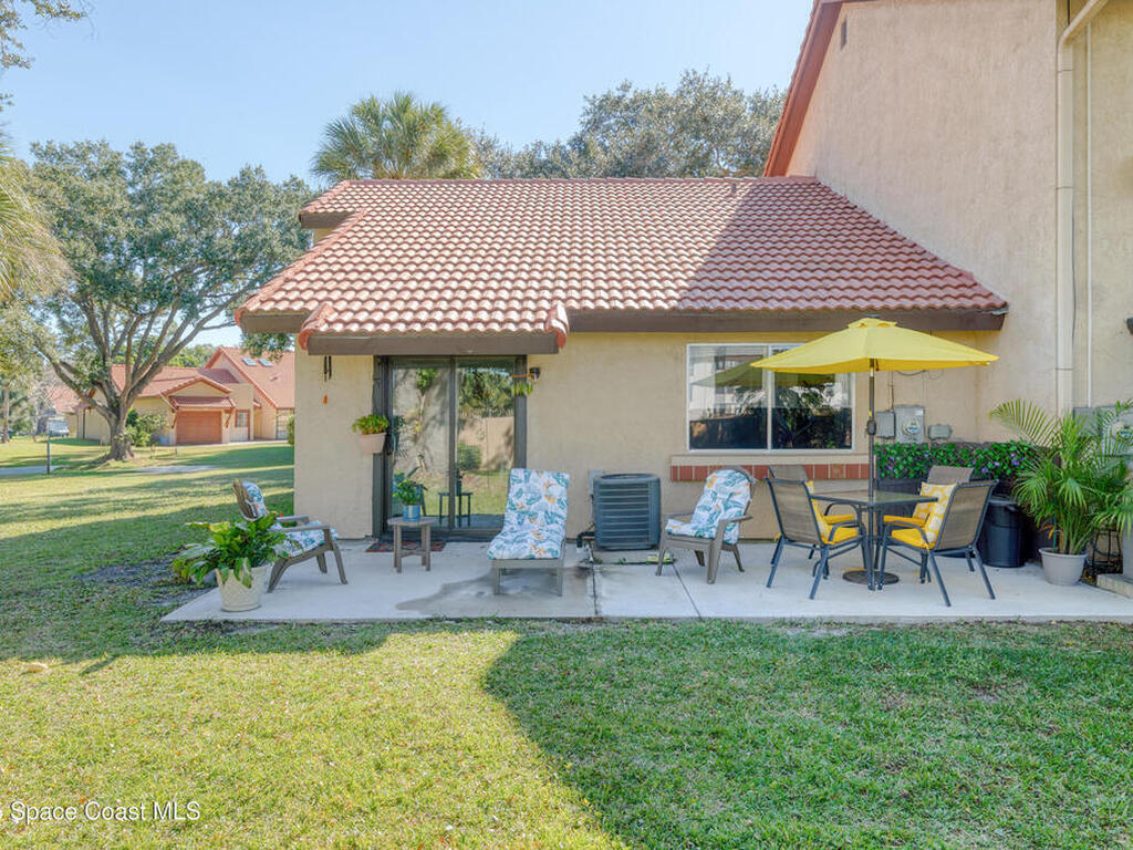 898 Brow Court, Palm Bay, FL 32905