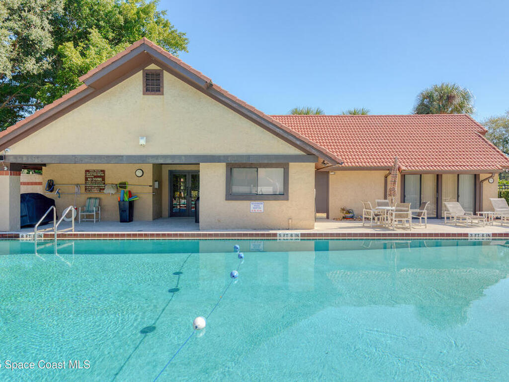 898 Brow Court, Palm Bay, FL 32905