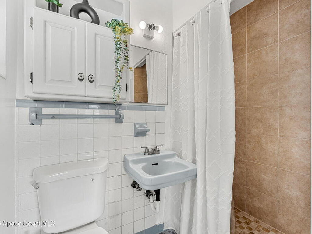 1249 Croton Road, Melbourne, FL 32935