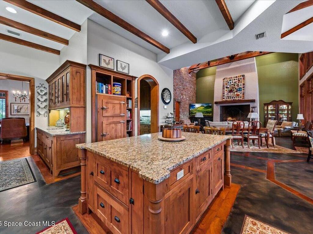 586 Wethersfield Place, Suntree, FL 32940