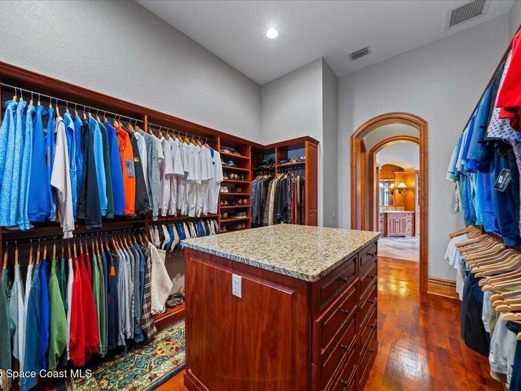 586 Wethersfield Place, Suntree, FL 32940