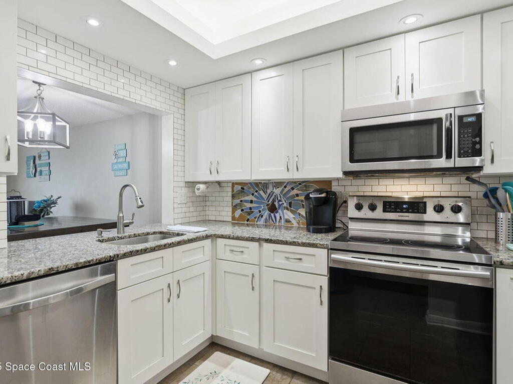 199 Jimmy Buffett Memorial Highway Highway, Satellite Beach, FL 32937